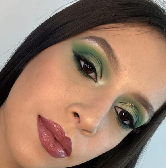 Elva Achucarro Makeup